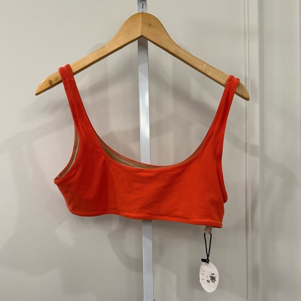 NWT CALI DREAMING Bikini Top